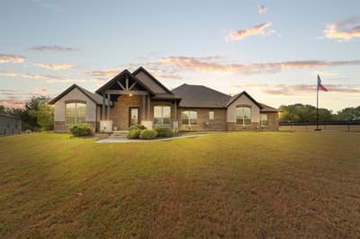 2533 Lime Court, Burleson TX 76028