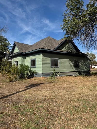 102 N 6th Street W, Dawson TX 76639 - Photo 4