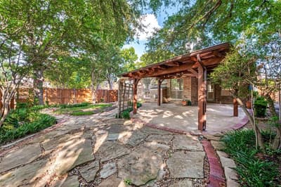2512 Pheasant Run Drive, McKinney TX 75072 - Photo 2
