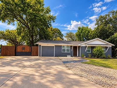 819 N Cooper Street, Arlington TX 76011