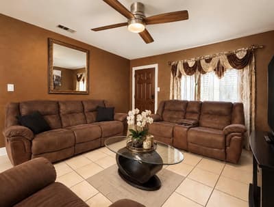 819 N Cooper Street, Arlington TX 76011 - Photo 4