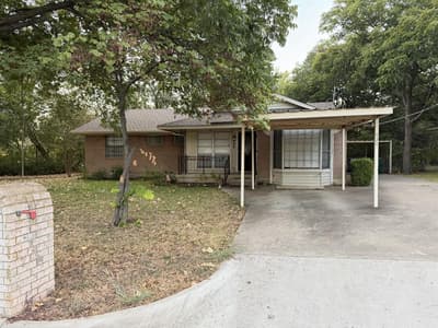 924 Monterey Drive, Denton TX 76209 - Photo 2
