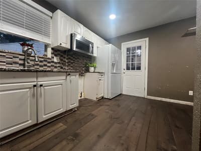 8810 Eldon Drive, Dallas TX 75217 - Photo 2