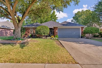 351 Meador Lane, Burleson TX 76028