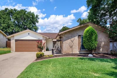 715 Salem Drive, Arlington TX 76014