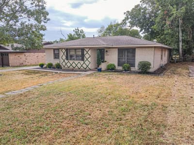 3207 Eastland Avenue, Greenville TX 75402 - Photo 2