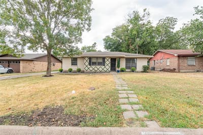 3207 Eastland Avenue, Greenville TX 75402 - Photo 3