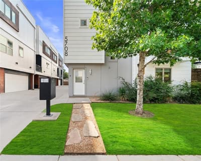 5708 Bryan Parkway # A, Dallas TX 75206 - Photo 2