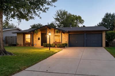713 Shelmar Drive, Euless TX 76039