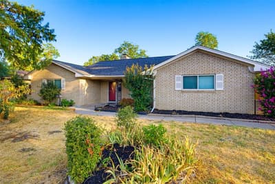 5005 Fall River Drive, Fort Worth TX 76103 - Photo 2