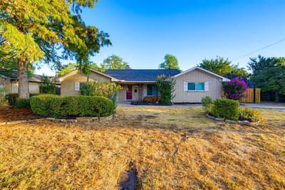 5005 Fall River Drive, Fort Worth TX 76103 - Photo 3