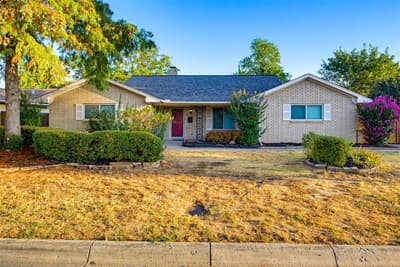 5005 Fall River Drive, Fort Worth TX 76103