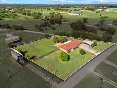 1255 County Road 260, Gainesville TX 76240 - Photo 2