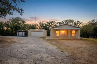 223 County Road 3471, Paradise TX 76073