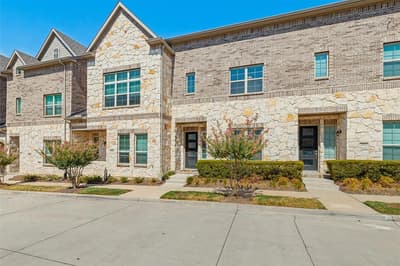 2917 Troutt Drive, Carrollton TX 75010