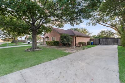 203 Creekstone Court, Seagoville TX 75159 - Photo 2