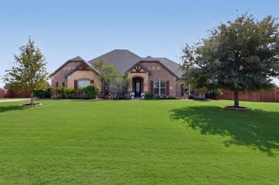 5020 Lindy Court, Midlothian TX 76065