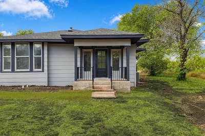 401 S Gardner Street, Whitewright TX 75491