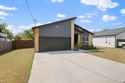 3220 Houston Street, Greenville TX 75401 - Photo 2