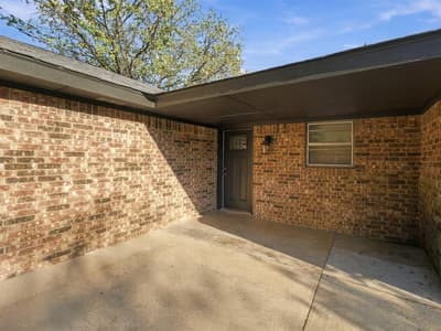 710 Parkridge Drive, Decatur TX 76234 - Photo 3