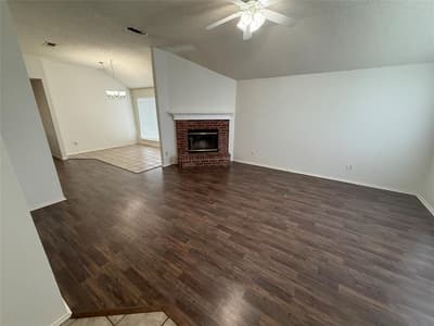1142 Margie Street, Burleson TX 76028 - Photo 2