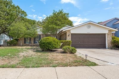 4237 Glen Springs Drive, Arlington TX 76016 - Photo 2