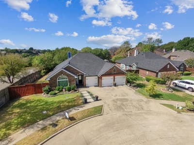 8304 Crystalwood Drive, Dallas TX 75249 - Photo 3