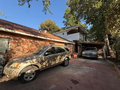 235 W Suffolk Avenue, Dallas TX 75208 - Photo 2