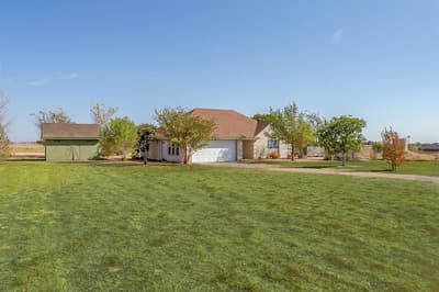 122 Blue Castle Court, Weatherford TX 76088 - Photo 4