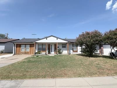 701 Sweetbriar, Lewisville TX 75067 - Photo 2