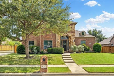 534 Waters Edge Way, Murphy TX 75094