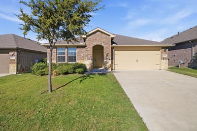 2310 Wisterwood Lane, Crandall TX 75114