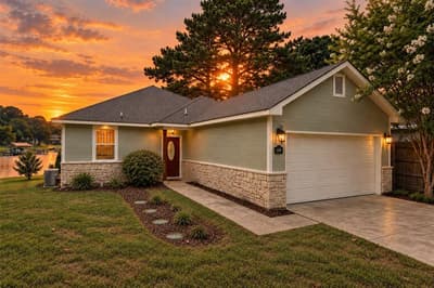 182 Oak Hills Drive, Mabank TX 75156