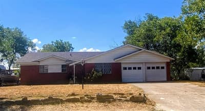 445 Hoffman Drive, Dublin TX 76446