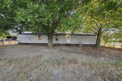 1206 Toby Street, Alvarado TX 76009 - Photo 2