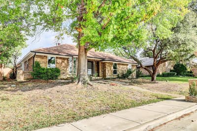 2615 Dove Creek Lane, Carrollton TX 75006 - Photo 3