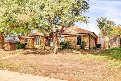 2615 Dove Creek Lane, Carrollton TX 75006 - Photo 4