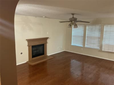 1340 Lake Grove Lane, DeSoto TX 75115 - Photo 5