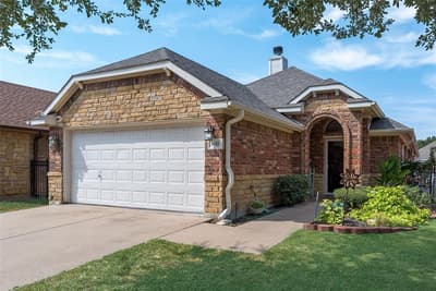 9032 Racquet Club Drive, Fort Worth TX 76120