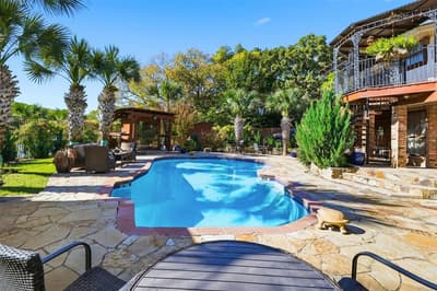 2910 Lakeshore Court, Arlington TX 76013 - Photo 4