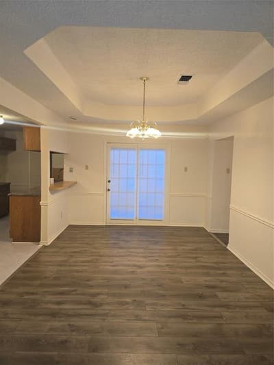 108 Tara Circle, Lancaster TX 75146 - Photo 2