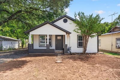 425 Bales Street, Cleburne TX 76033 - Photo 2