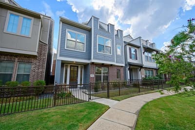 1047 Manacor Lane, Dallas TX 75212 - Photo 3