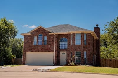 5025 Strummer Drive, North Richland Hills TX 76180
