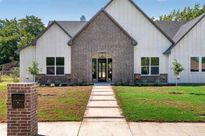 717 Easley Street, White Settlement TX 76108
