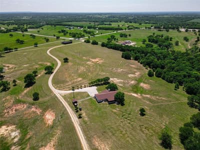 2043 Huddleston Road, Sunset TX 76270 - Photo 3