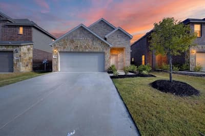 3920 Oak Creek Circle, Denison TX 75020