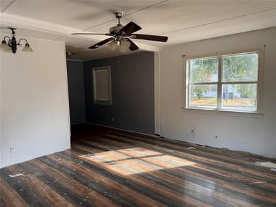 307 Parker Lane, Whitesboro TX 76273 - Photo 3
