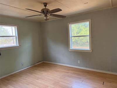 307 Parker Lane, Whitesboro TX 76273 - Photo 5