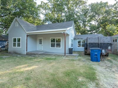 1106 N McKinney Street, Ennis TX 75119 - Photo 2